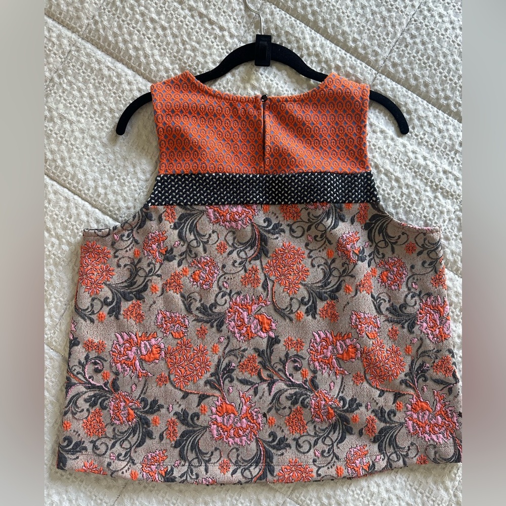 Anthropologie Meadow Rue Floral Sleeveless Top with Orange and Pink Accents SZ L - Picture 3 of 3
